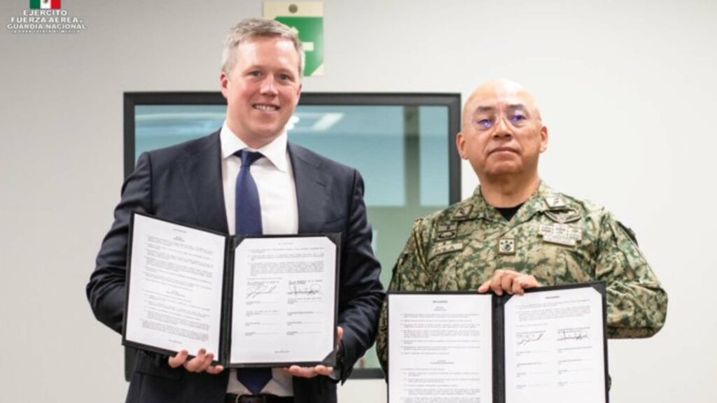 Embajador Ronald Johnson destaca acuerdo entre México y EE.UU. para acceso a tecnología de drones - mexico-suscribe-declaracion-de-intencion-con-eeuu-para-la-compra-de-drones-1024x576
