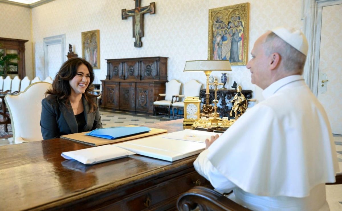 Papa León XIV se reúne con la mexicana María Montserrat Alvarado - papa-leon-xiv-y-la-mexicana-maria-montserrat-alvarado