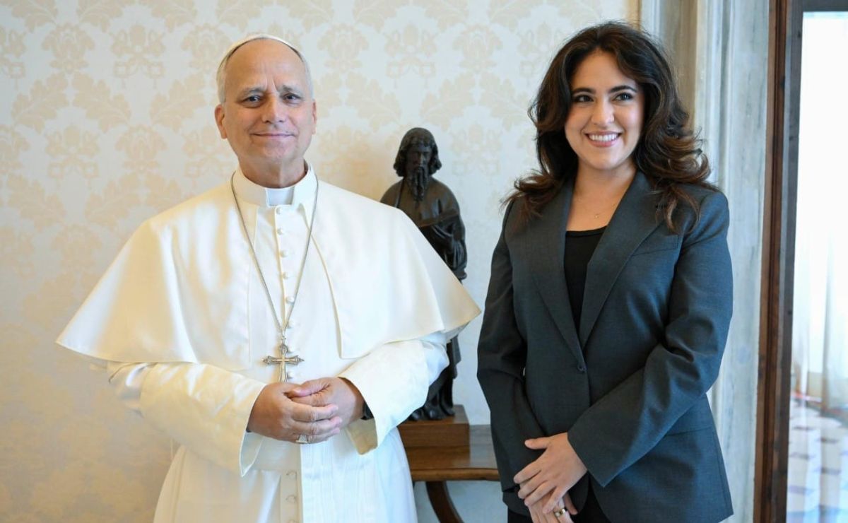 Papa León XIV se reúne con la mexicana María Montserrat Alvarado Papa León XIV se reúne con la mexicana María Montserrat Alvarado