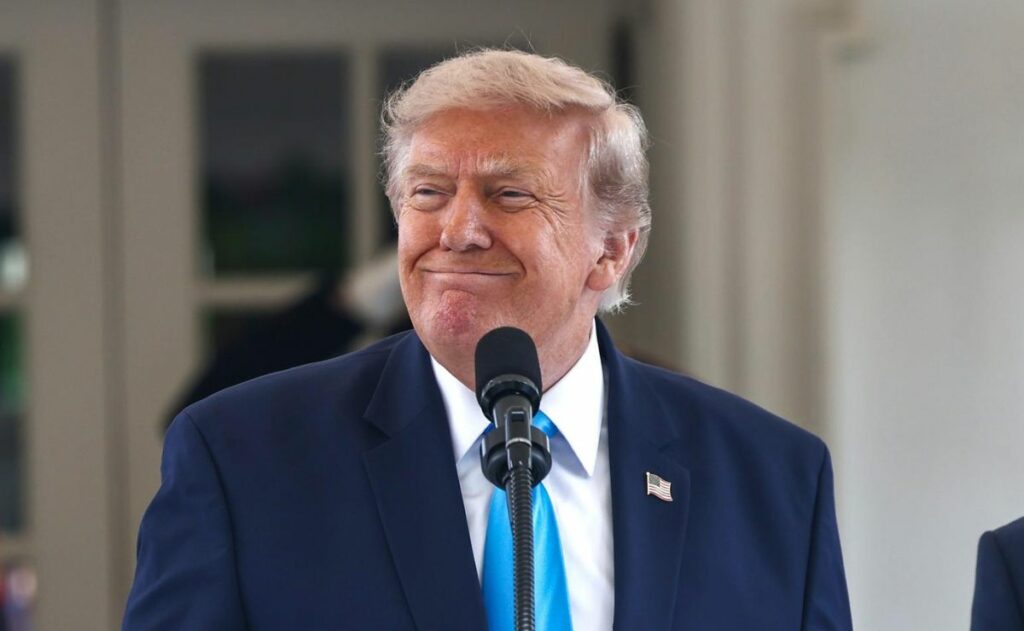 Trump amenaza a Irán con prolongar el bloqueo naval hasta llegar a un acuerdo