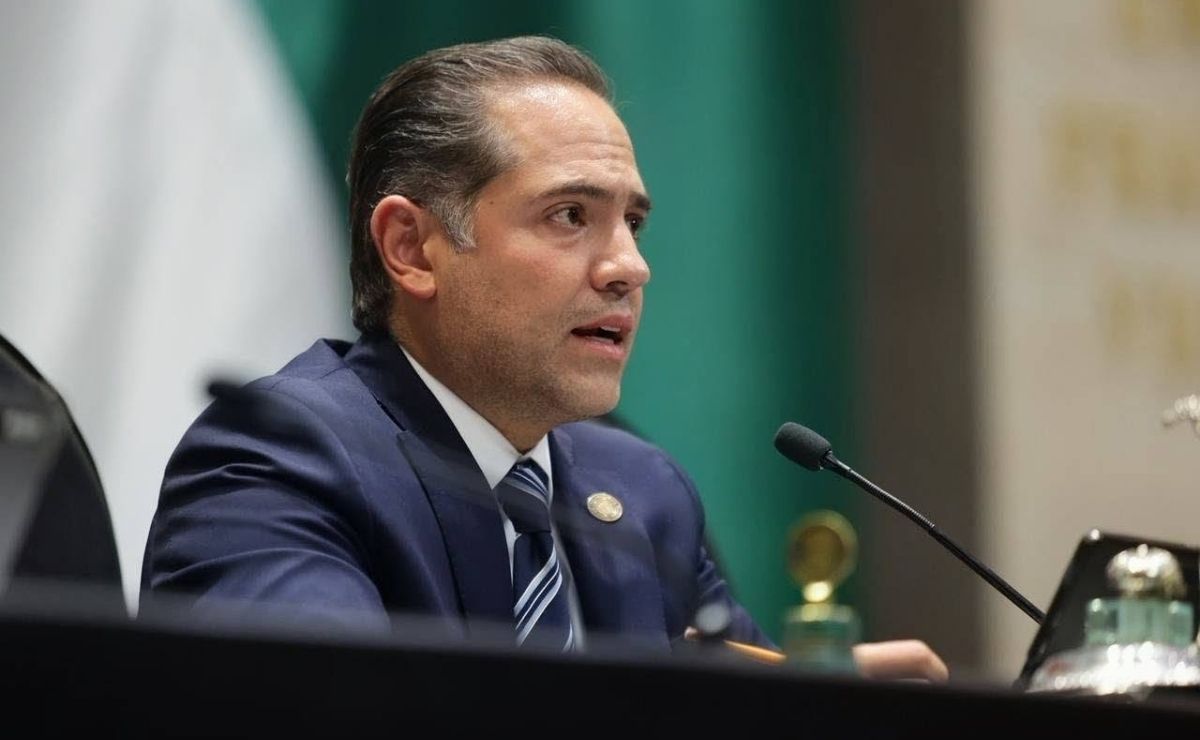 “Me quitaré la playera partidista”: Raúl Bolaños promete neutralidad como presidente de la Cámara de Diputados