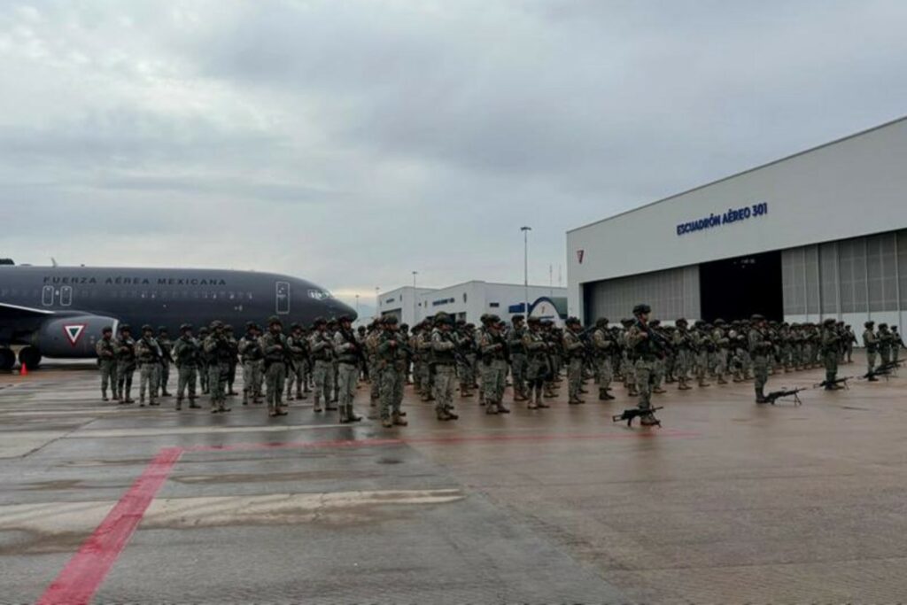 Defensa envía 300 efectivos para reforzar la seguridad en Sinaloa