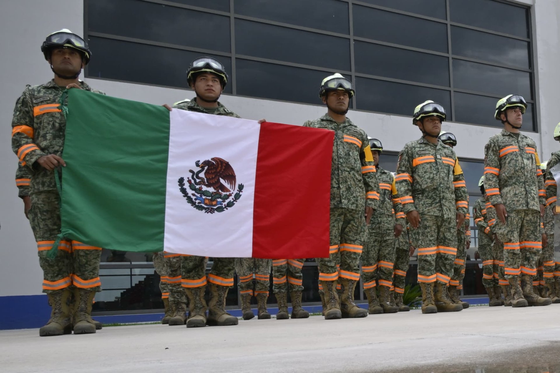 Sheinbaum aclara que rescatistas del Ejército mexicano no viajaron a Colombia tras el terremoto