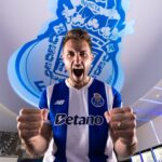 Oficial: Santiago Giménez, nuevo futbolista del Porto