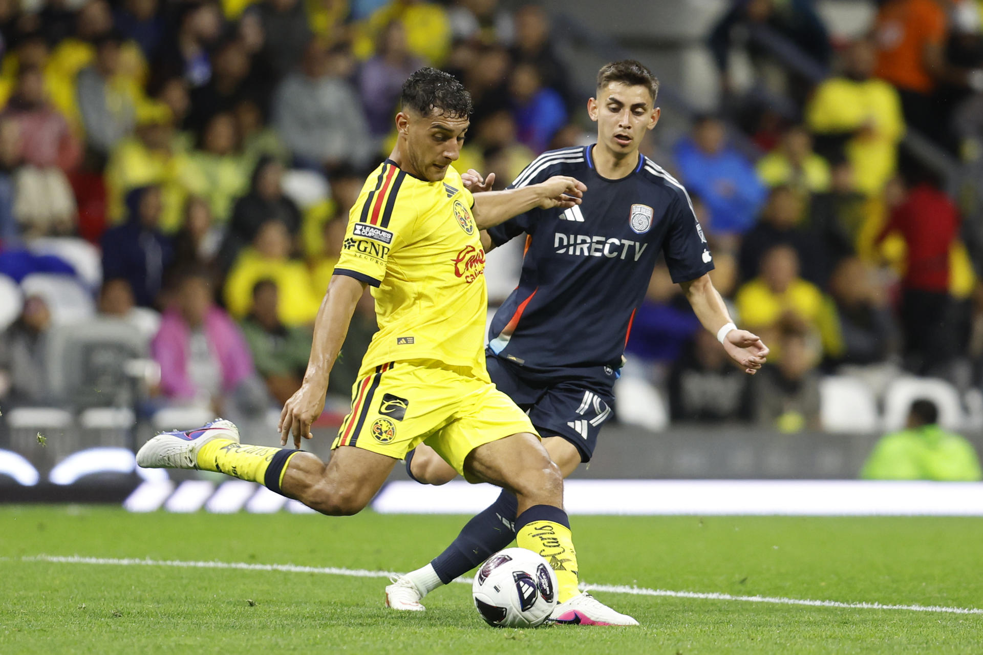 Celta, interesado en el uruguayo Sebastián Cáceres Celta, interesado en el uruguayo Sebastián Cáceres