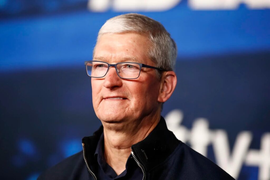 Tim Cook se despide de Apple: “Mi cargo cambia mañana, pero el amor que tengo nunca lo hará”