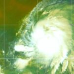 Prevén que tormenta tropical ‘Karina’ evolucione a huracán, ¿afectará a México?
