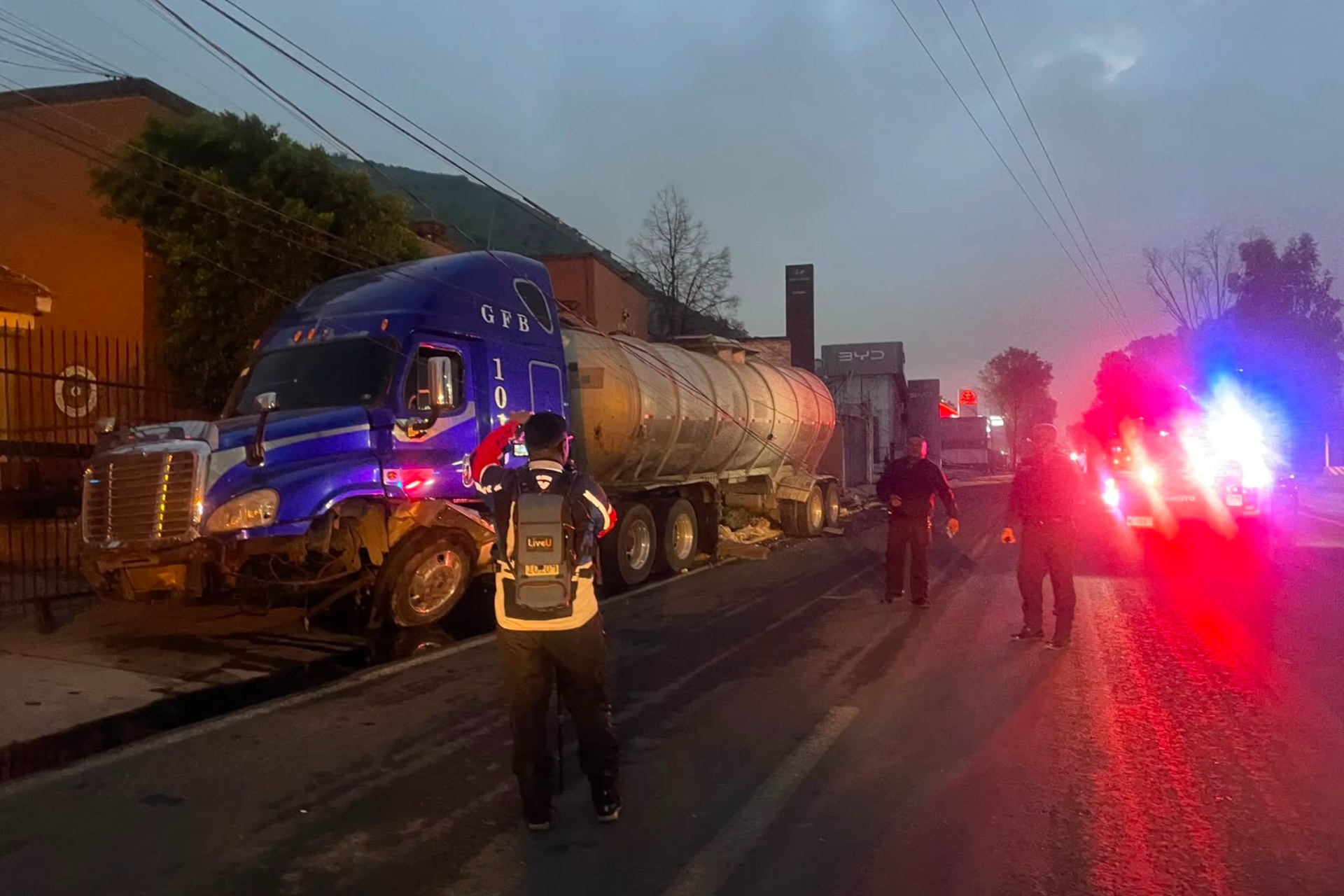 Fuerte accidente en la Vía Morelos de Ecatepec, Edomex: ¿Qué ocurrió hoy lunes 10 de agosto de 2026?