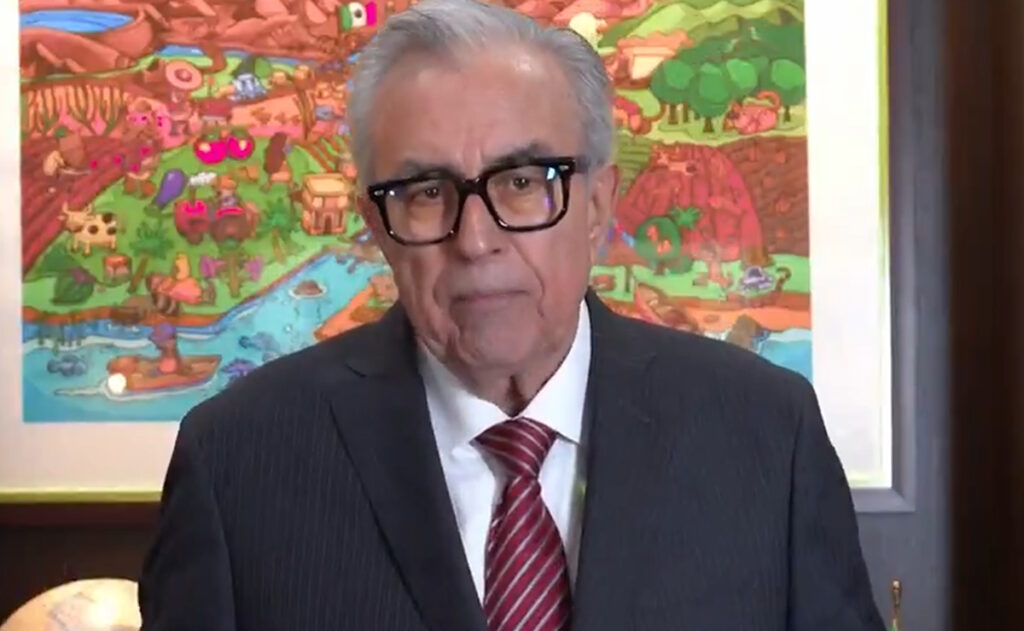 “Vamos a seguir gobernando con firmeza y entrega”: Rocha Moya