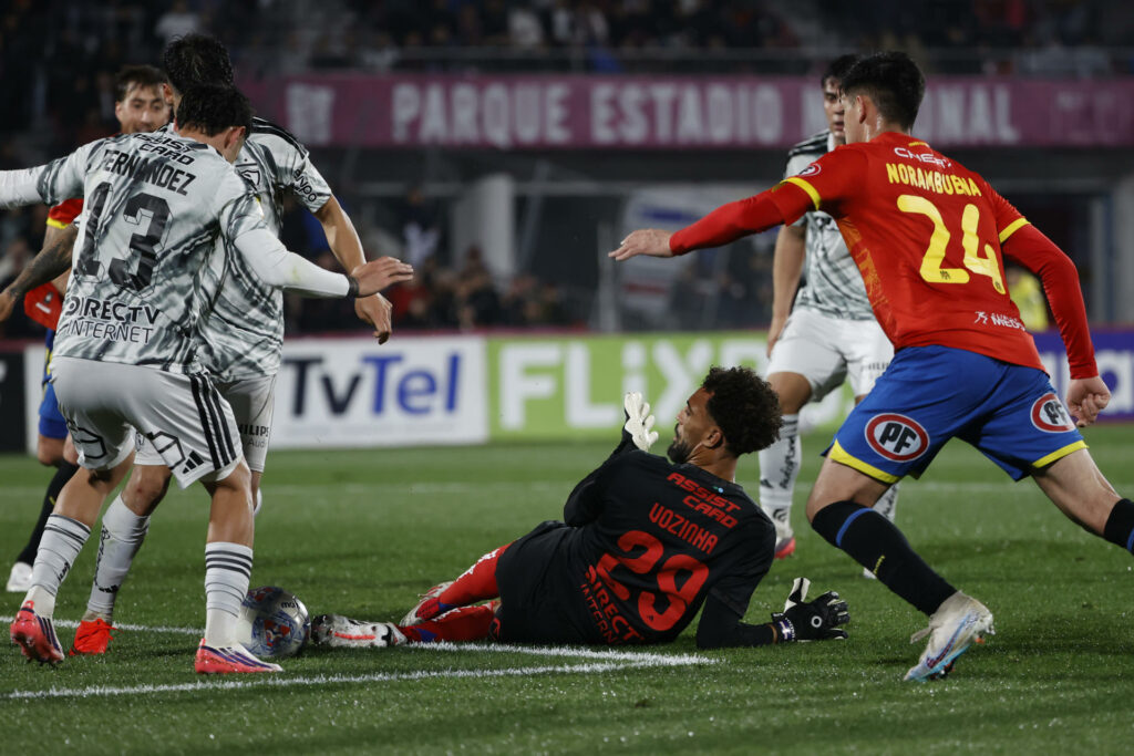 ‘Vozinha’ jugará su primer partido de liga con Colo Colo tras debut en la Copa Chile