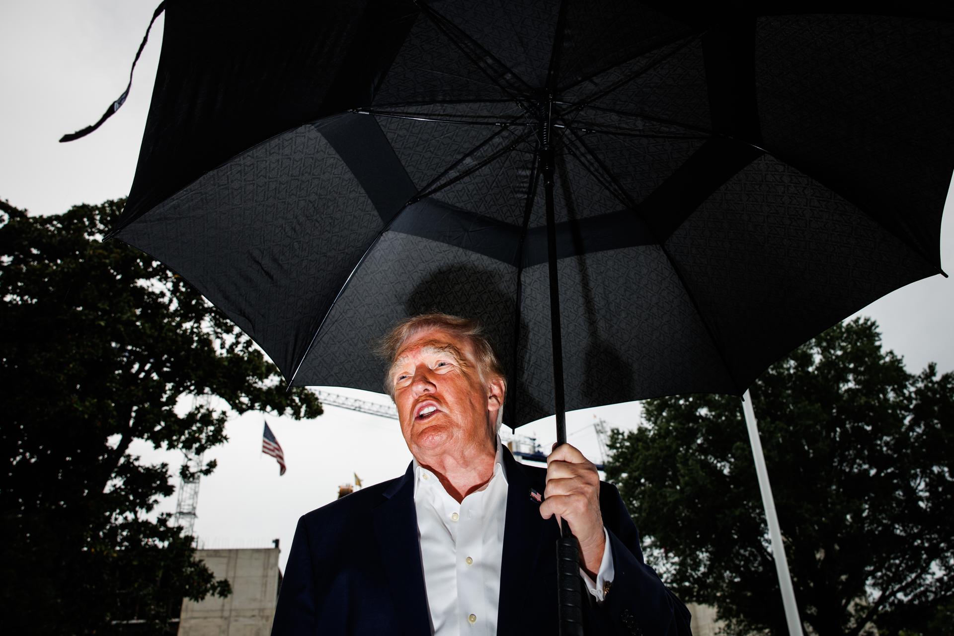 Trump aplaude el operativo que frustró un ataque contra una base británica usada por EU Trump aplaude el operativo que frustró un ataque contra una base británica usada por EU
