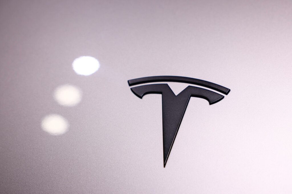 Tesla presenta en Texas el Cybercab, su apuesta por los robotaxis autónomos - 8132f32f98bb5c259a198b525111acdec23c5ecaw-1024x683