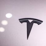 Tesla prevé ampliar su flota de robotaxis a millones de vehículos en los próximos meses