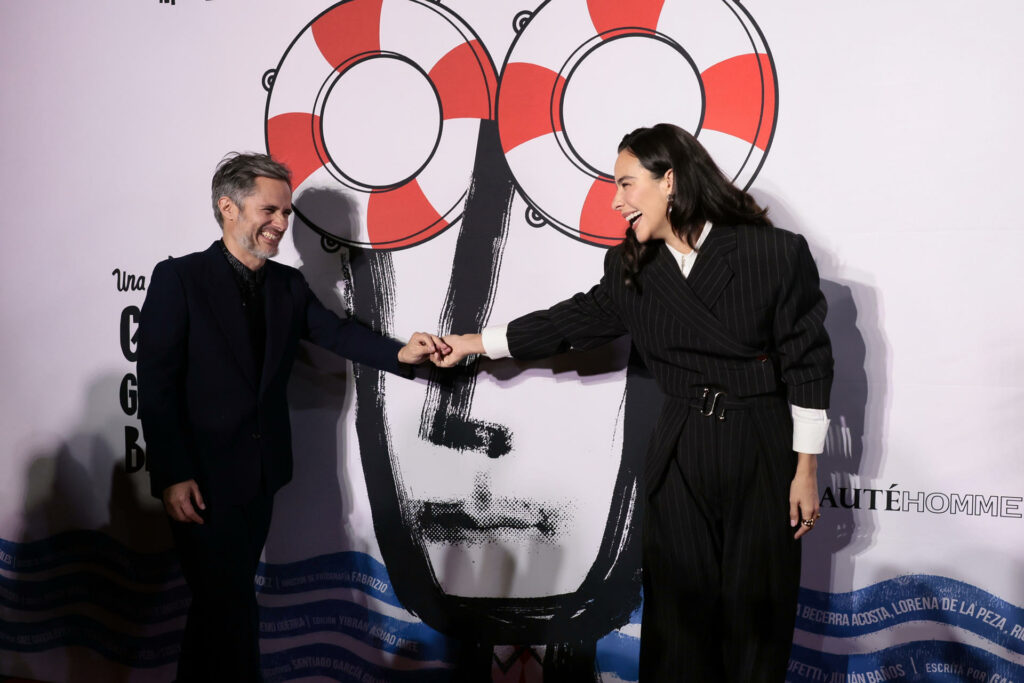 La película 'Hombre al agua' llega a México para desenmascarar lo ridículo" con humor - 9d701fe130e608395bfcb60a0b41fb933d1665b6w-1024x683