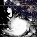 Al menos seis puertos del Pacífico están restringidos por el huracán ‘Polo’