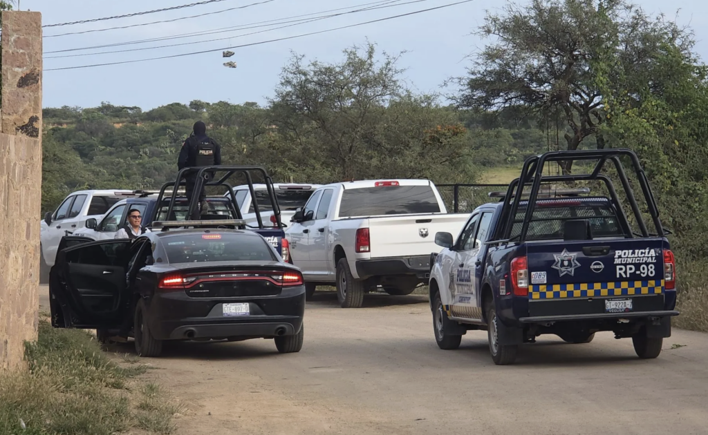 Ataque armado deja tres policías estatales muertos en Comonfort, Guanajuato