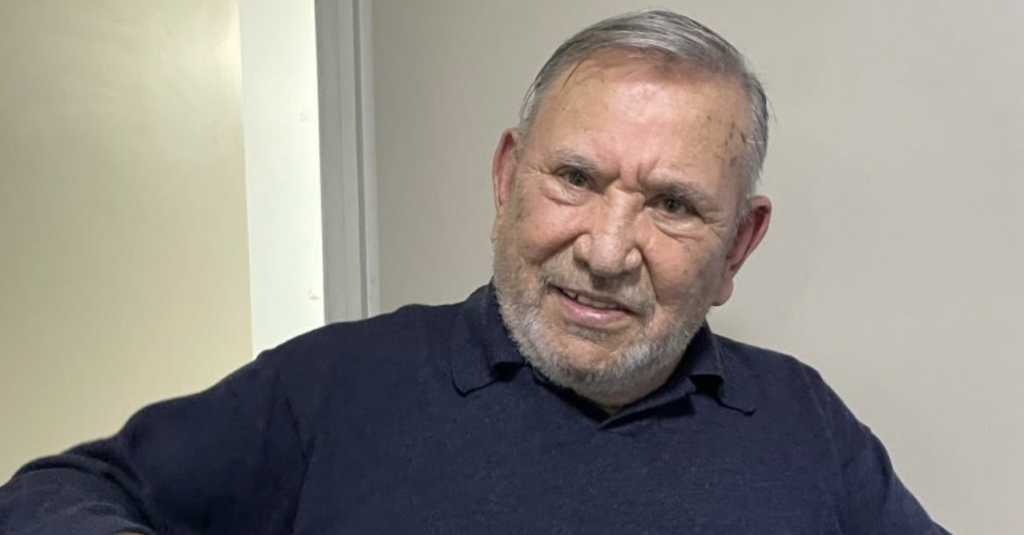 Murió el reconocido periodista de espectáculos, Chucho Gallegos