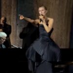 Céline Dion regresa triunfal y emocionada a los escenarios en París