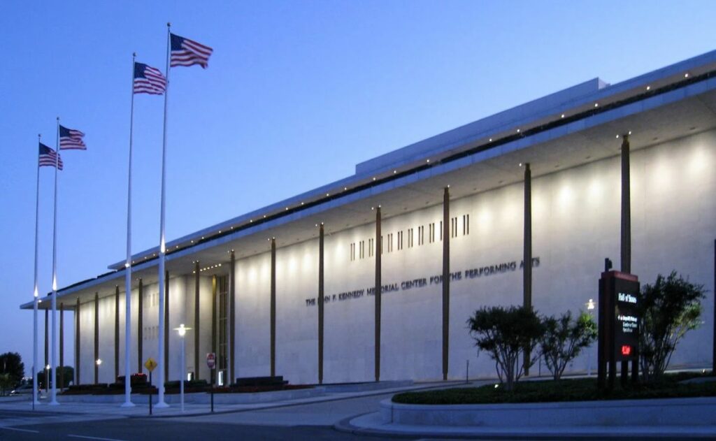 Cierra el Centro Kennedy de Washington, ¿por qué razón?