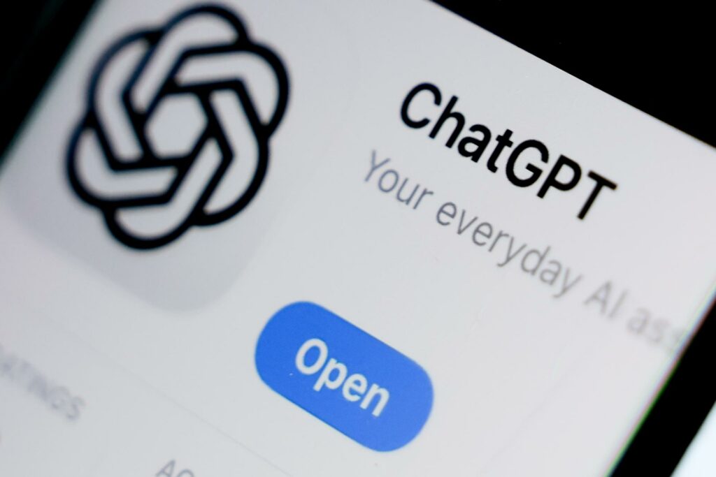 Plataformas de IA ChatGPT, Gemini, Claude y Grok sufren una caída a nivel global