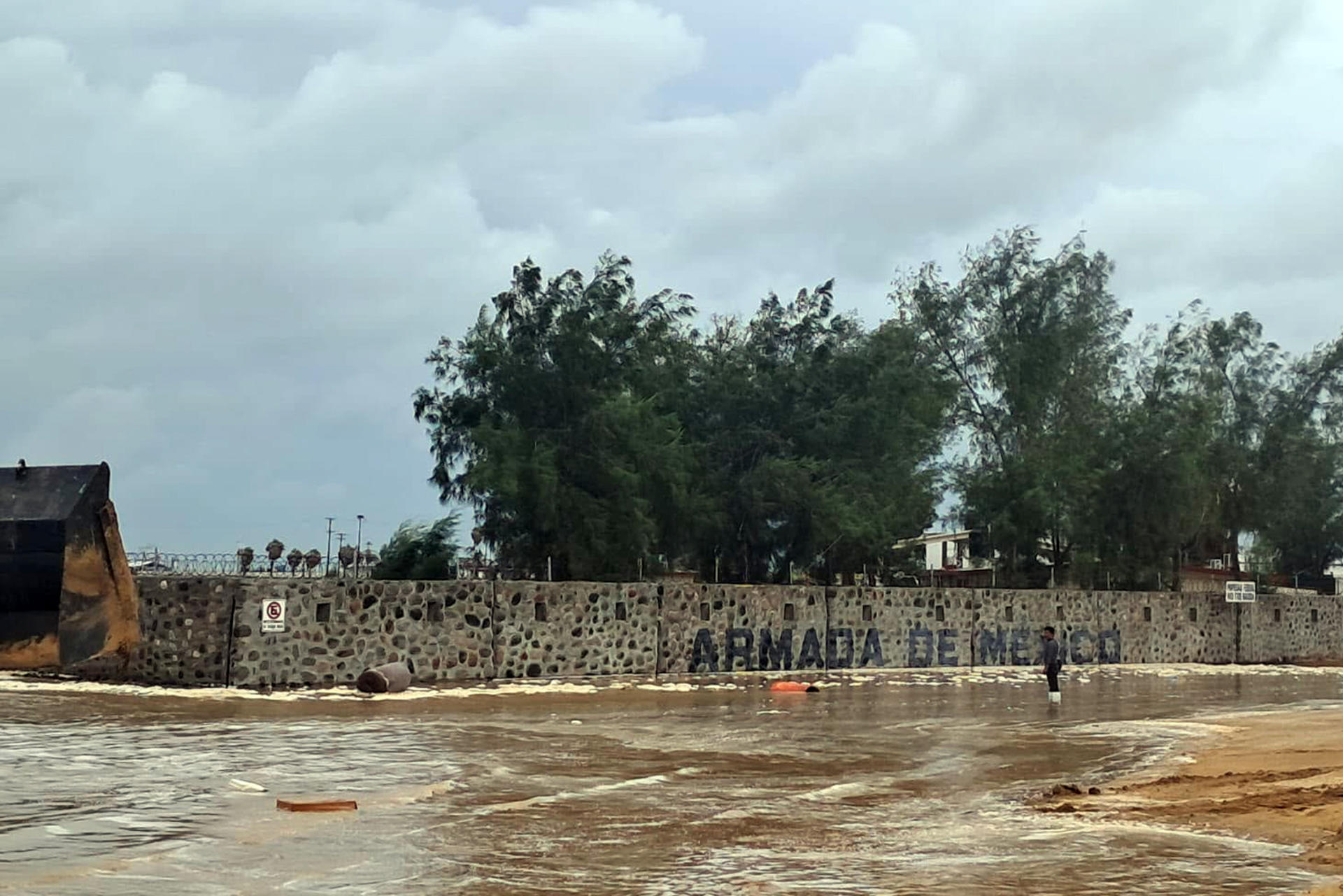 ‘Polo’ ya es huracán categoría 1: Trayectoria y zonas afectadas