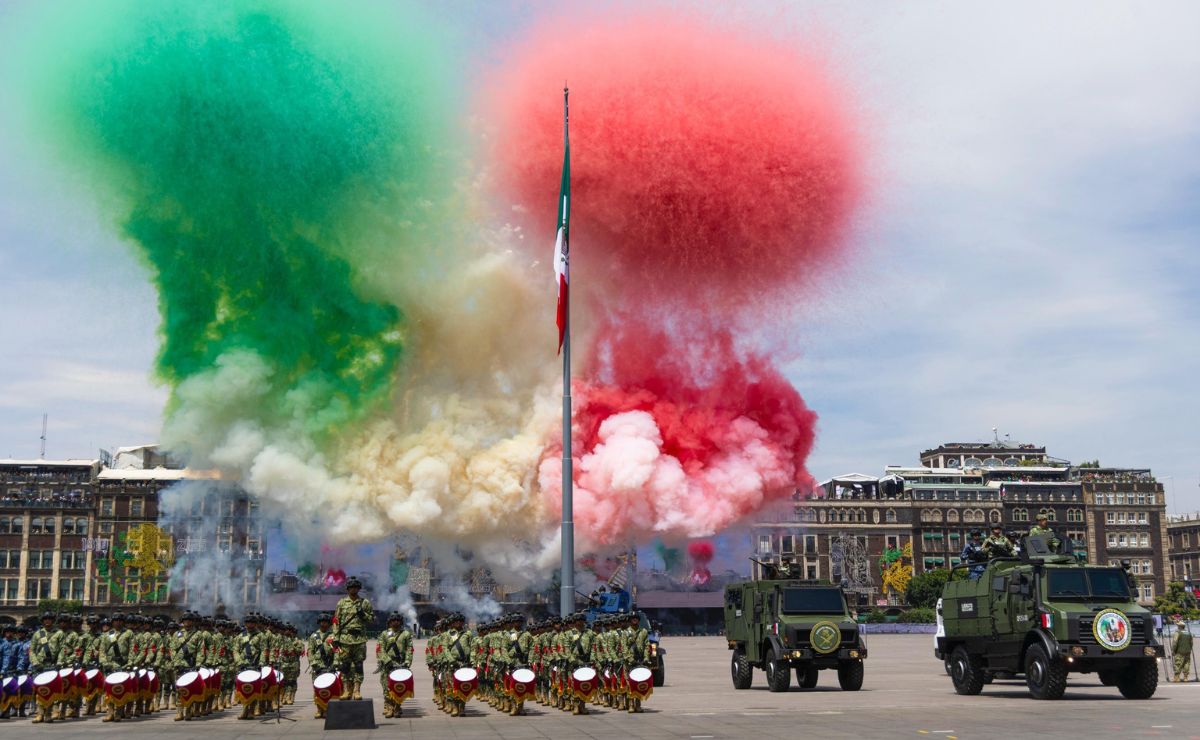 Fotos y videos: Así se vivió el desfile del 216 Aniversario de la Independencia de México - desfile-del-16-de-septiembre-3-1