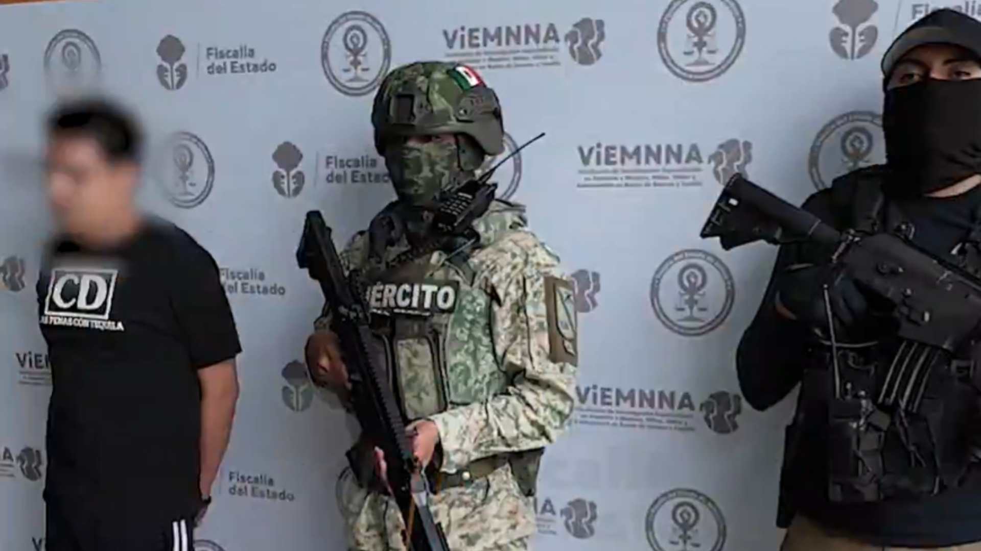 Detienen al “influencer” Óscar Adrián, excolaborador de Badabun, por presunta trata y pornografía infantil