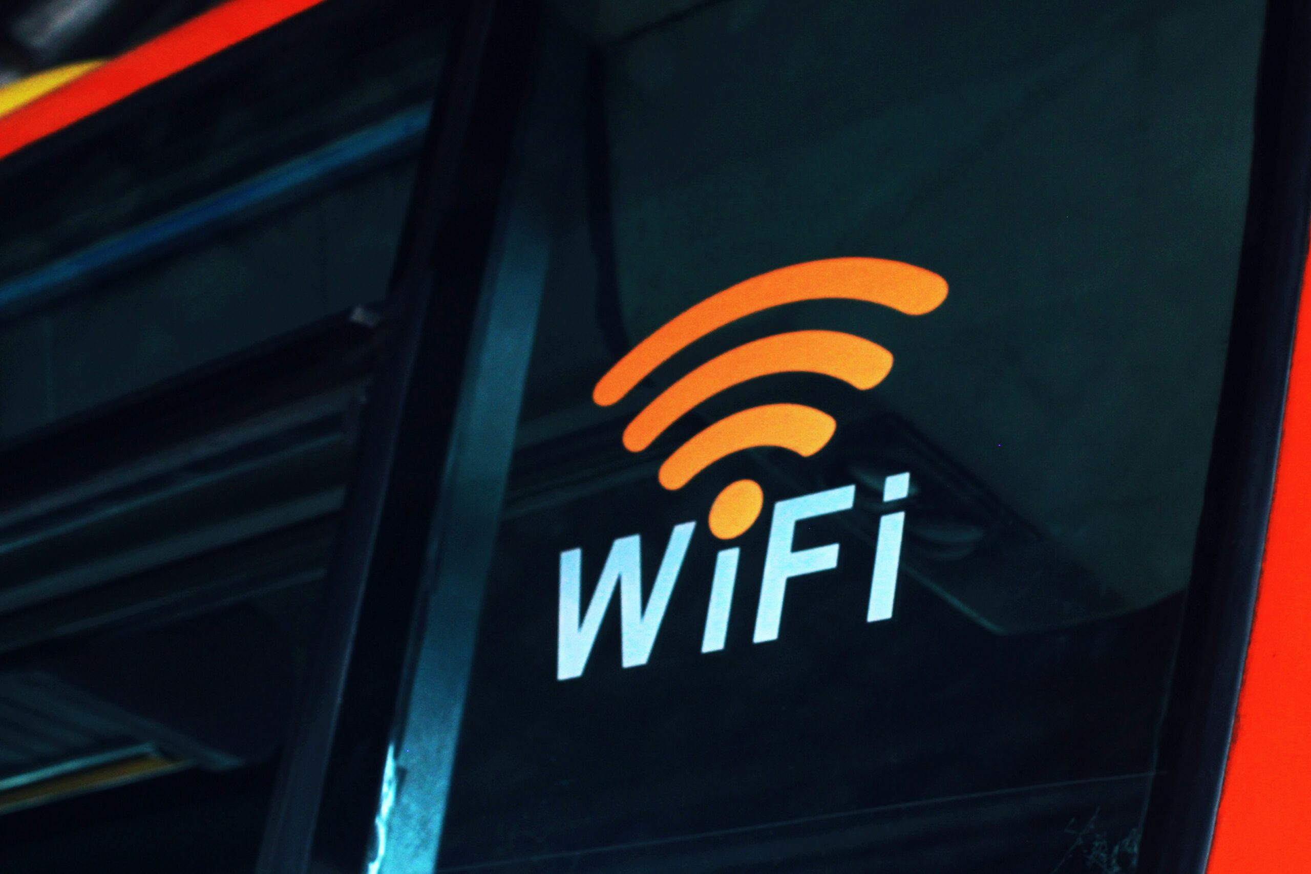 El acceso a internet, el nuevo blanco de los ataques rusos en Ucrania