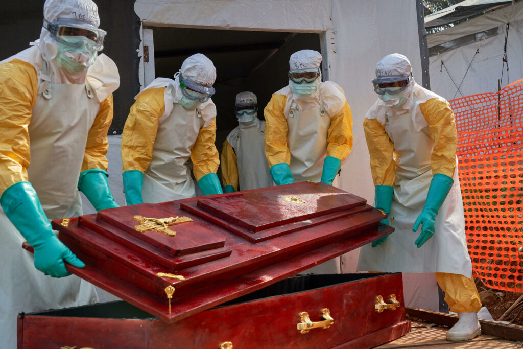 Brote de ébola deja más de 3 mil muertos en República Democrática del Congo
