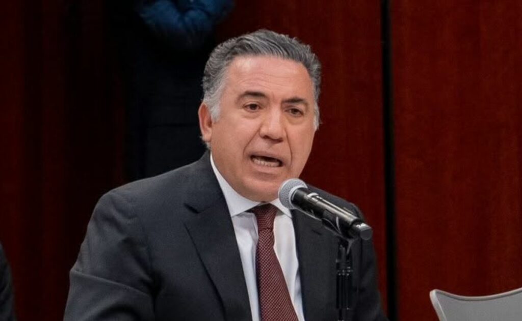 Senado oficializa la salida de Enrique Inzunza de la bancada de Morena