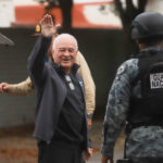 “Sólo actué como accionista”: Ernesto Ruffo sostiene su inocencia tras dejar del Altiplano, donde charló con exgobernadores