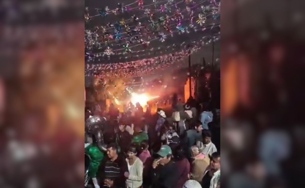 Video: Explosión de pirotecnia en Ixtapaluca deja al menos 12 heridos Video: Explosión de pirotecnia en Ixtapaluca deja al menos 12 heridos