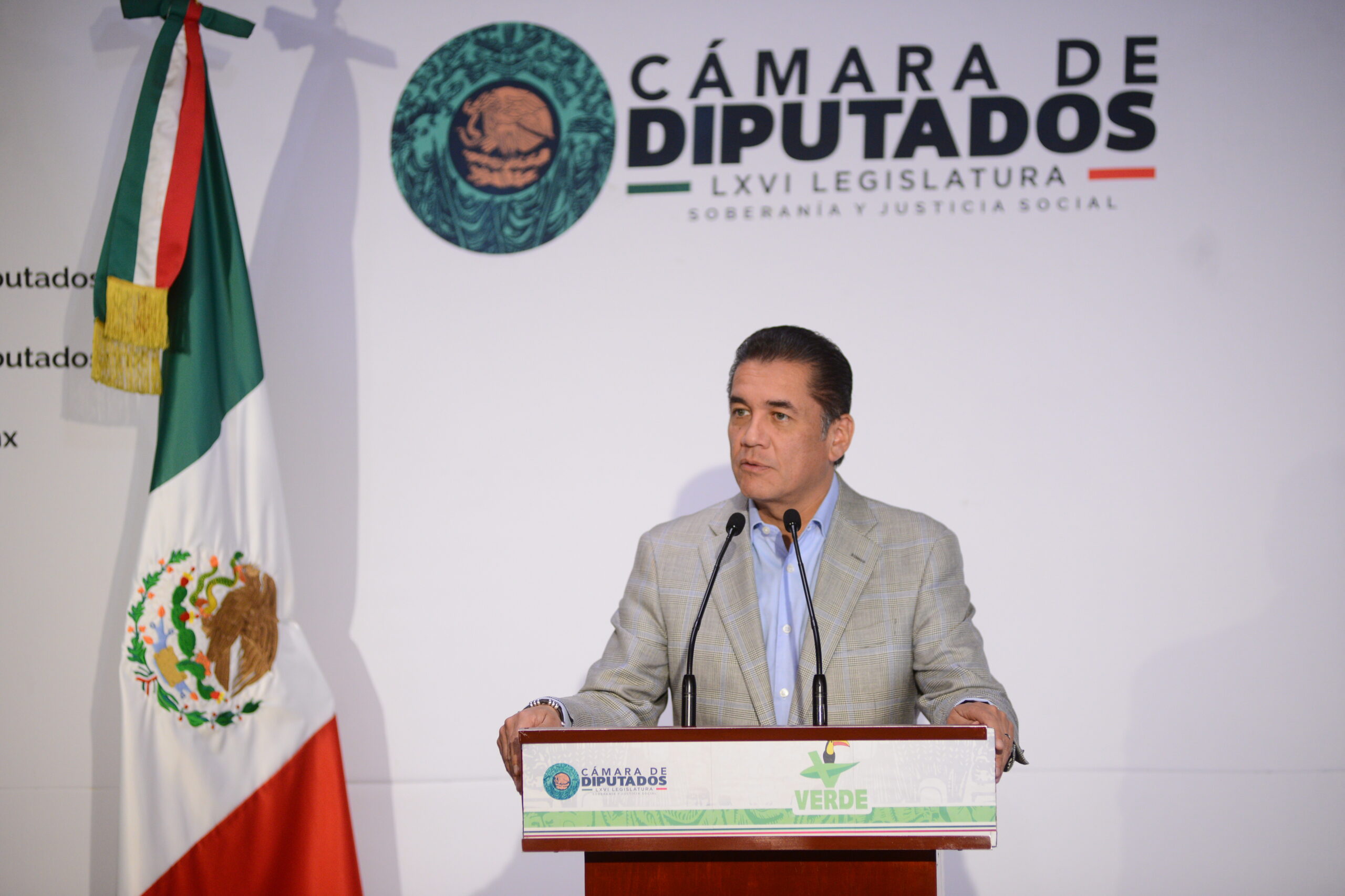 Buscan sancionar uso de IA para crear contenido sexual falso sin consentimiento en México