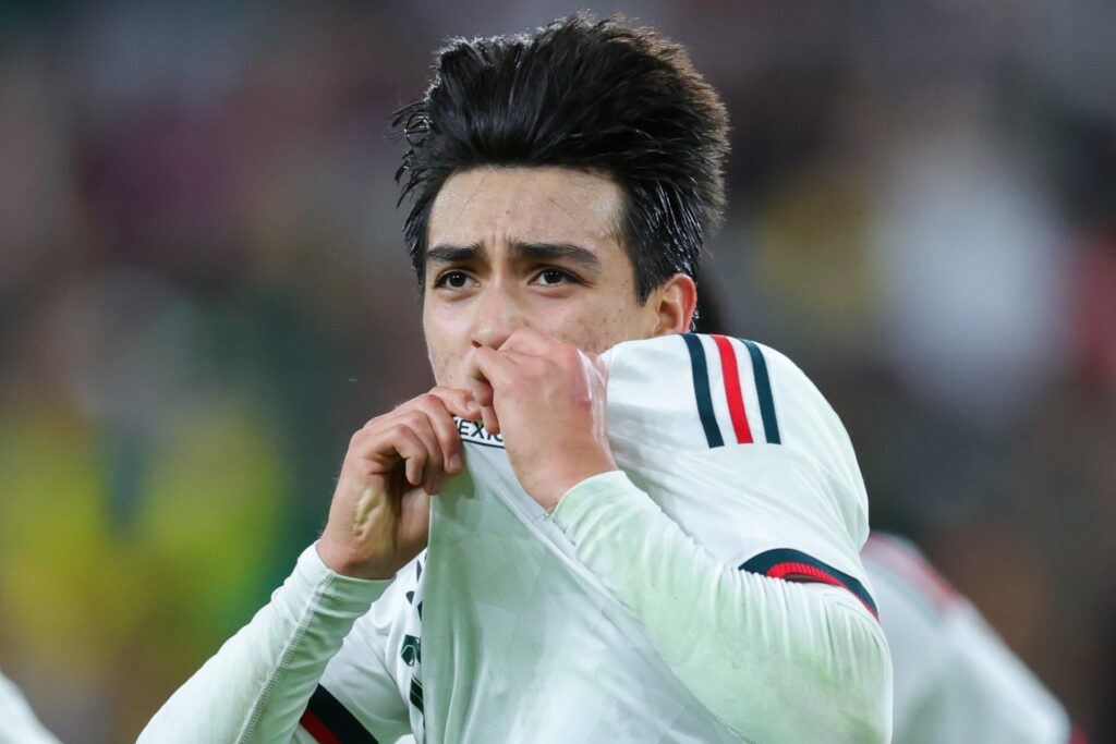 Gilberto Mora rescata el empate para México ante Colombia en el debut de Rafael Márquez