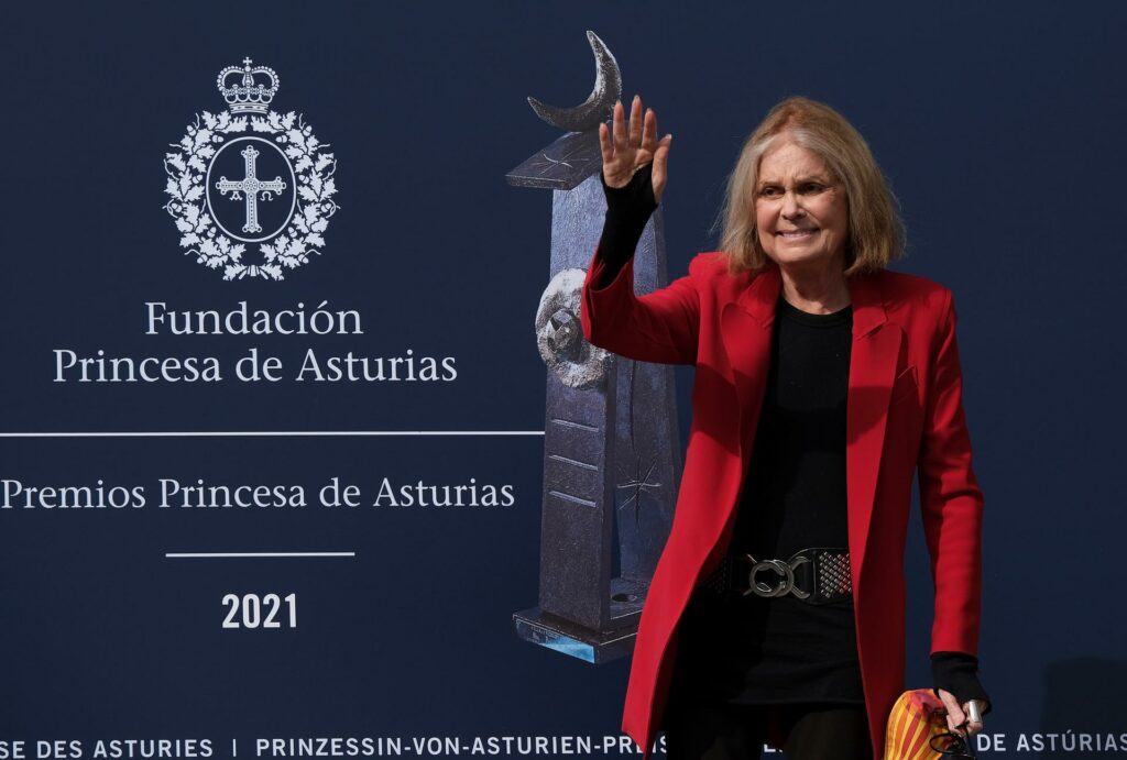 Murió la periodista Gloria Steinem, leyenda del feminismo