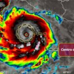 ‘Polo’ se intensifica a huracán categoría 5