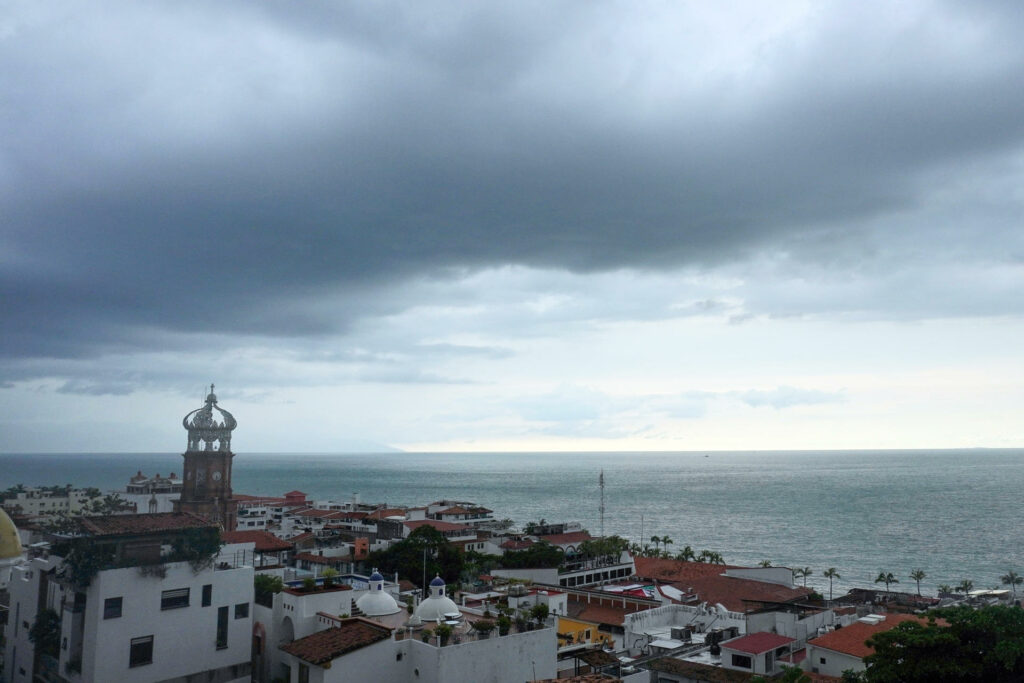 Huracán Polo amenaza a casi 1.9 millones de hogares sin seguro