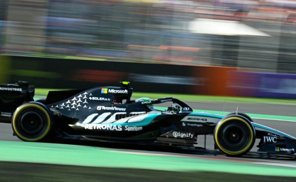 Kimi Antonelli gana el GP de Italia; ‘Checo’ Pérez fue penalizado