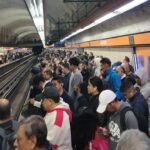 Metro CDMX registra retraso en el servicio en dos líneas