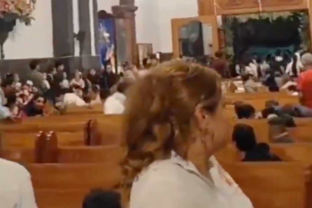 Video: Asesinan a mujer durante festividad religiosa en Valle de Santiago, Guanajuato