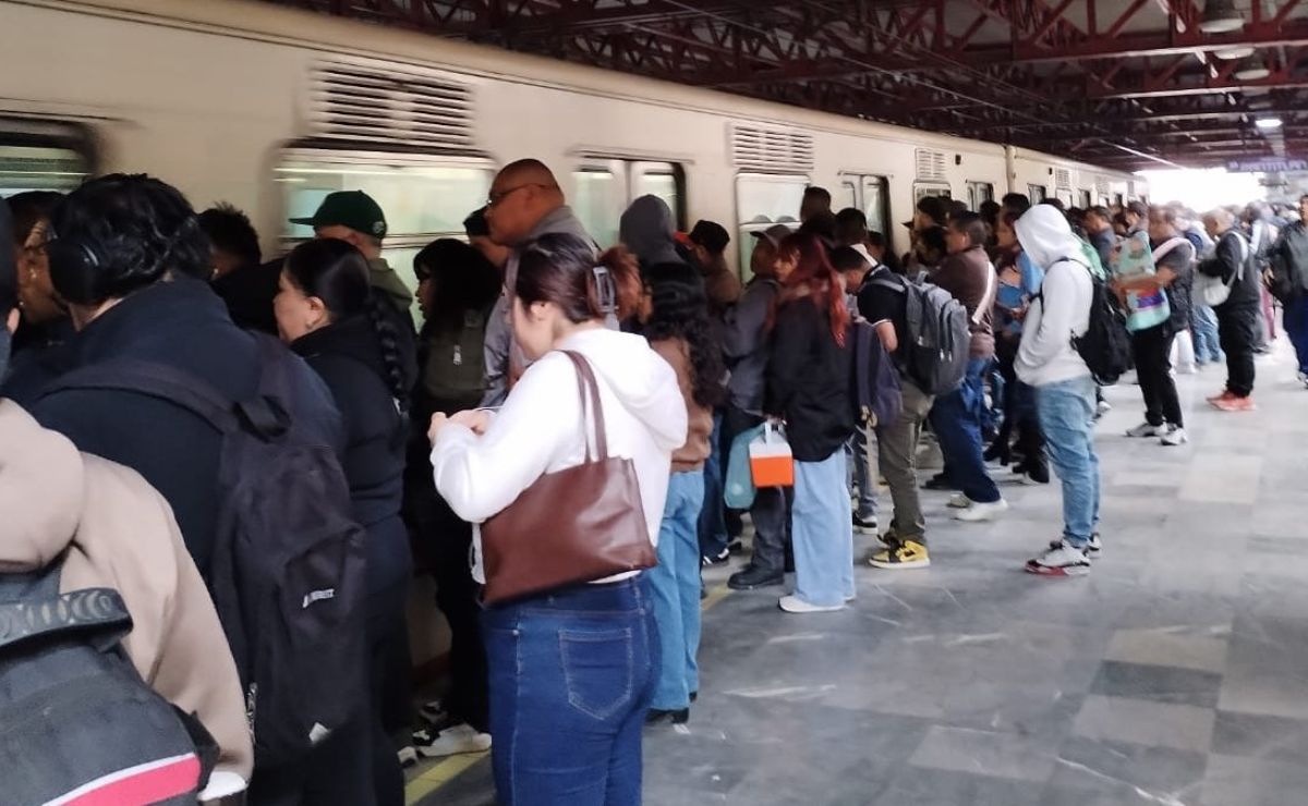 Metro CDMX presenta afluencia alta en dos líneas Metro CDMX presenta afluencia alta en dos líneas