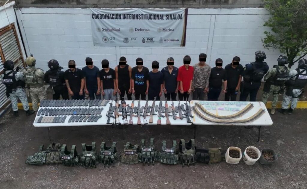 Detienen en Sinaloa a 11 miembros de Los Chapitos, ligados al secuestro de 10 mineros