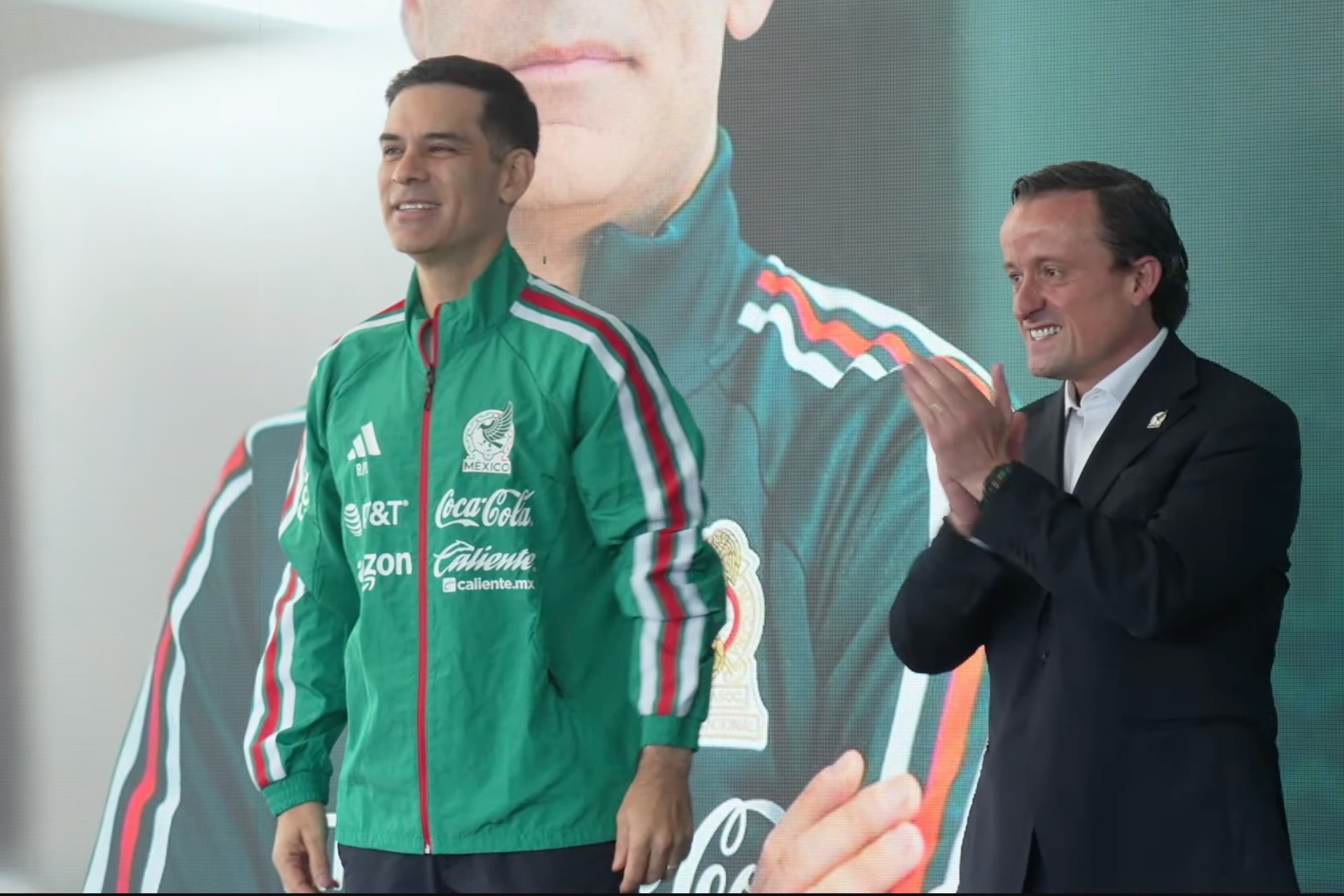 “Queremos llevar a la Selección a otro nivel”: Presentan a Rafael Márquez como seleccionador de México “Queremos llevar a la Selección a otro nivel”: Presentan a Rafael Márquez como seleccionador de México
