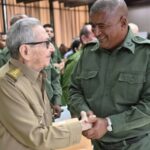 Raúl Castro participa en un acto público en Cuba tras los rumores sobre su estado de salud