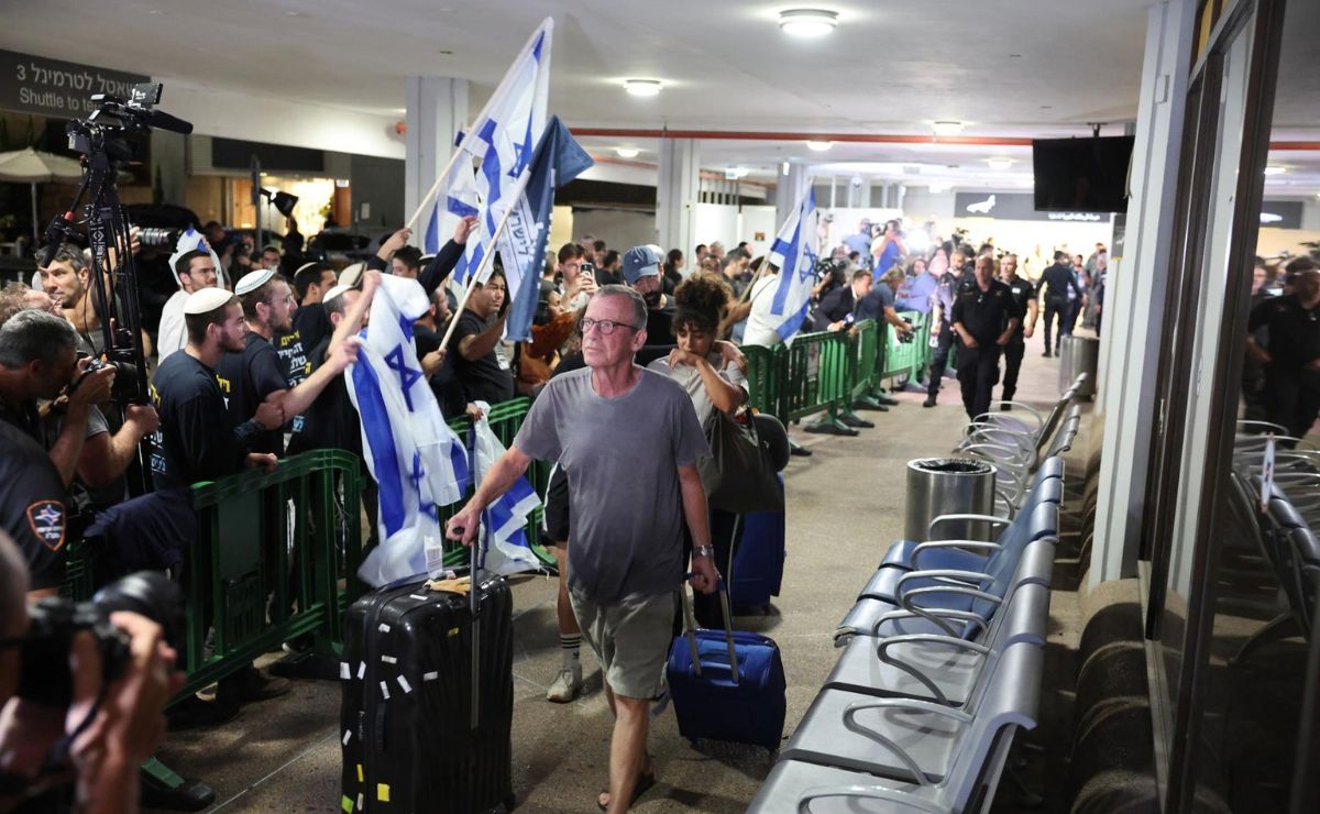 Embajada de Israel acusa ataque terrorista en incidente de Flydubai Embajada de Israel acusa ataque terrorista en incidente de Flydubai