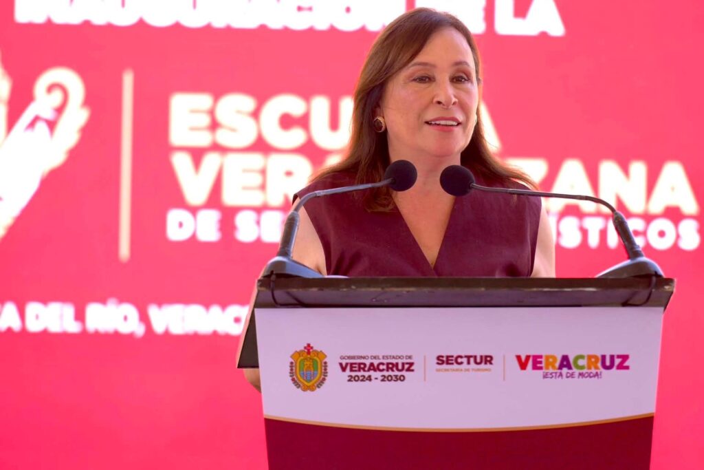 Rocío Nahle lamenta la muerte del diputado federal Zenyazen Escobar