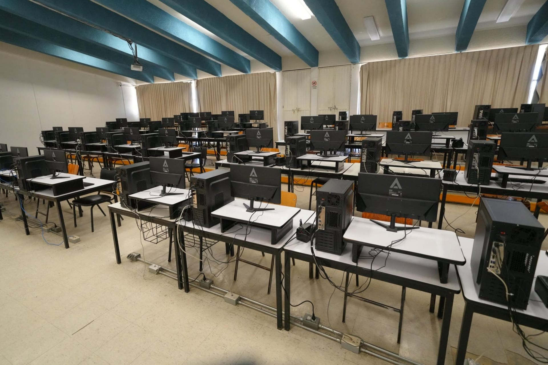 Aurelio Nuño advierte una “debacle educativa” en México tras resultados de la prueba PISA 2025 Aurelio Nuño advierte una “debacle educativa” en México tras resultados de la prueba PISA 2025