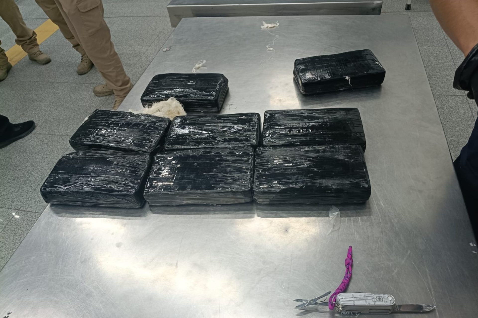 Marina refuerza el blindaje del AICM: ¿Cuántos cigarrillos, drogas y armas se han asegurado? Marina refuerza el blindaje del AICM: ¿Cuántos cigarrillos, drogas y armas se han asegurado?