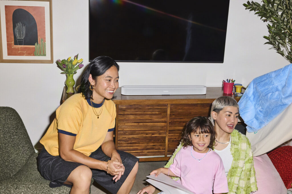 Sonos lleva el cine y la música a otro nivel con Beam Ultra y Ace Ultra - sonos-beam-ultra-1024x683