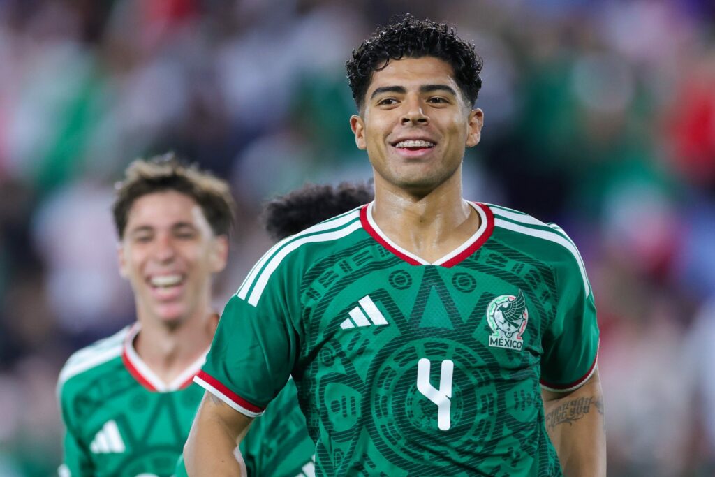México y Perú firman un intenso empate en Nueva Jersey